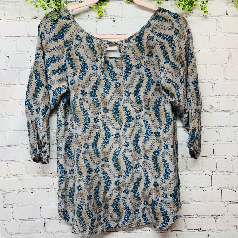 Silence + Noise | π― Silk 3/4 Sleeve Top - Picture 5 of 6